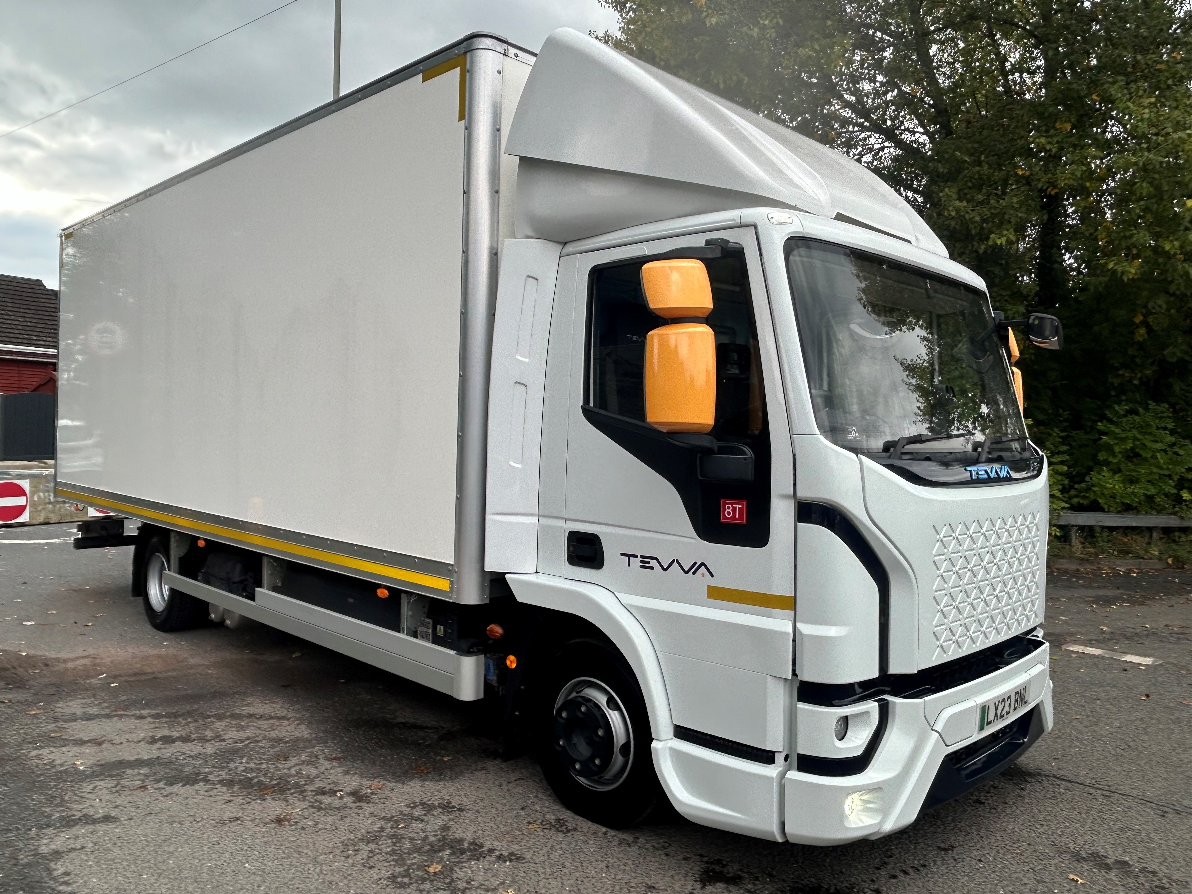 Ex-Demo 2023 TEVVA TEV75B Fully Electric 7.5t Rigid Box Truck, due to Liquidation of the Manufacturer