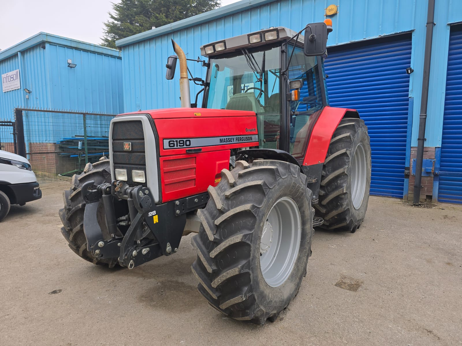 Agricultural Machinery to include JCB Telehandler, Kuhn Sprayer & Massey Ferguson Tractor direct from Finance Company | Subject to Vendor Approval