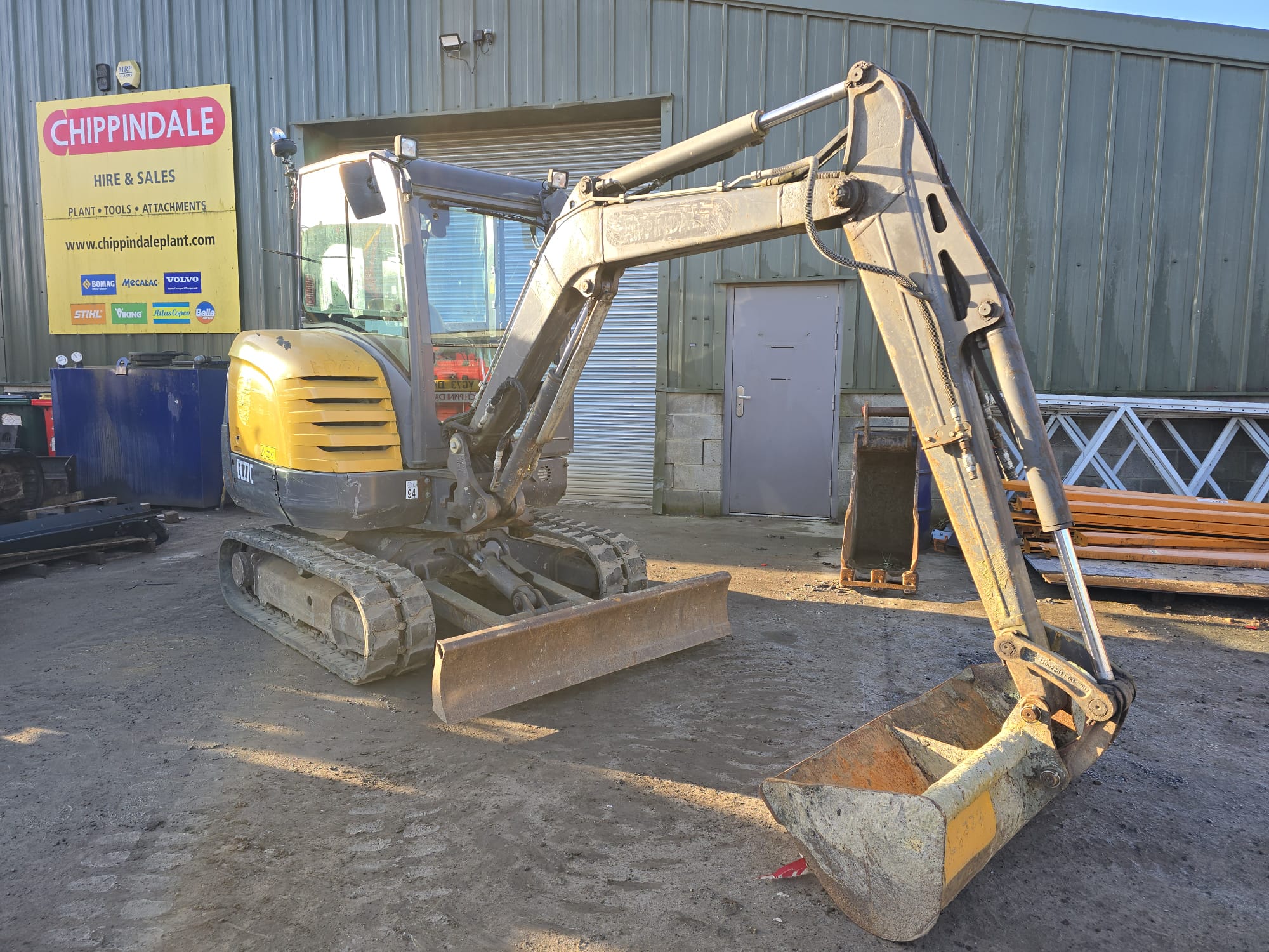2017 Volvo EC27C Mini Excavators & 2015 Volvo L35GS 7200kg Wheeled Loader on behalf of National Hire Company, due to Fleet Renewal | Subject to Vendor Approval
