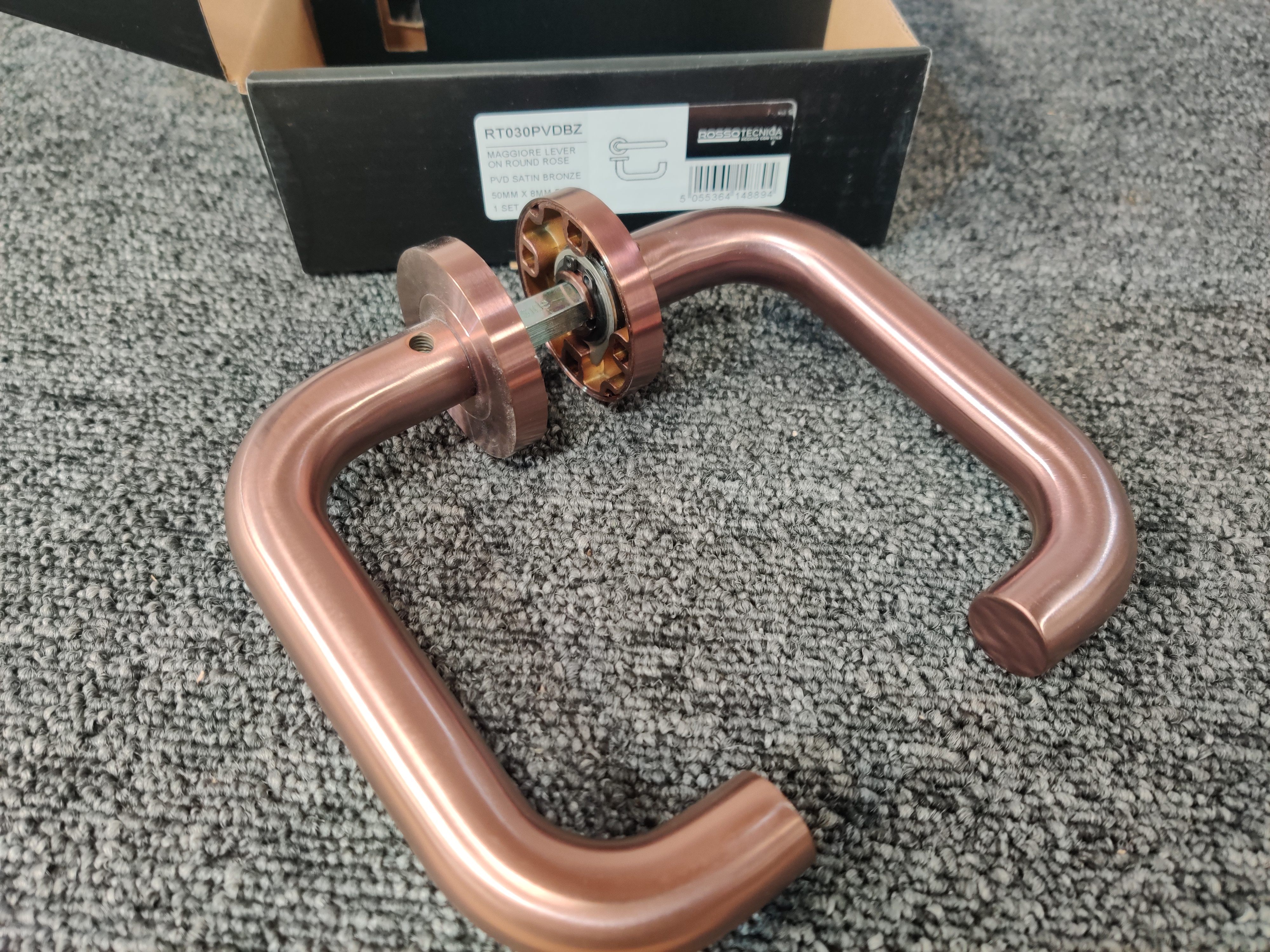 High Quality ERA & Brand New Yale Hardware & Accessories to include Single & Double Cylinders, Euro Turn Locks, Screw Pull Handles, Lever Handles & more | No Reserve | Shipping Available