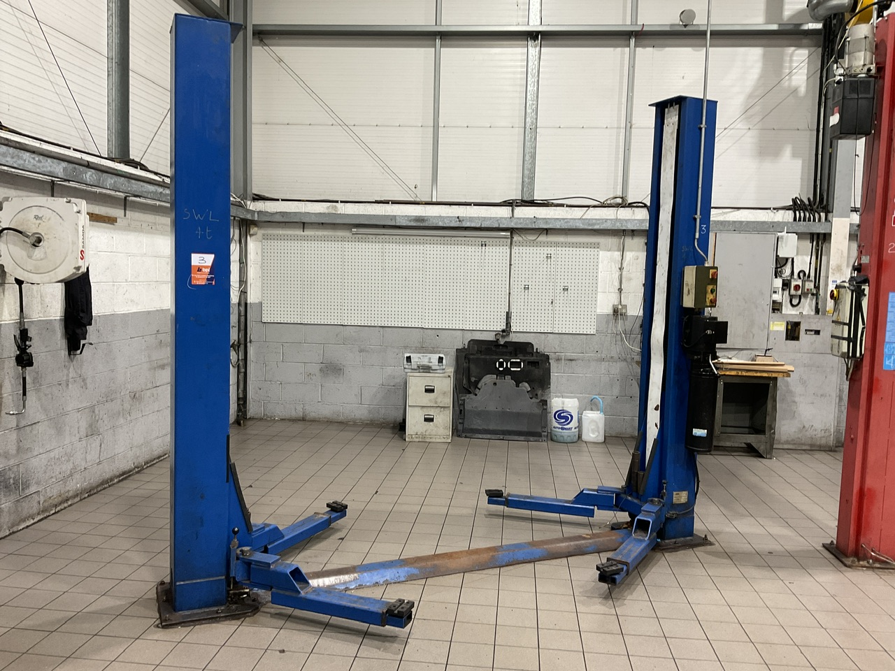 Remaining Contents of Renault Car Garage to include Post Lifts, Wheel Balancer & more, due to Business Relocation | No Reserve