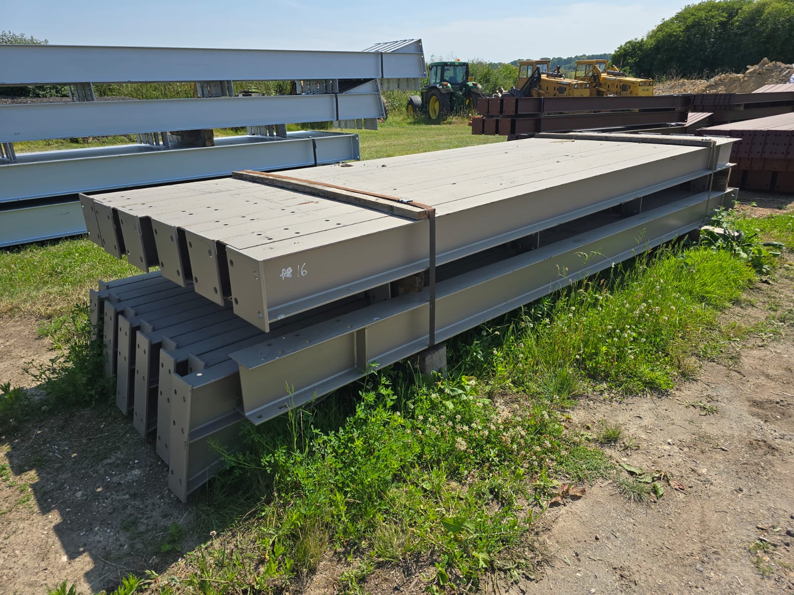 Unused Agricultural UK Manufactured Steel Buildings Ranging from 200ft – 45ft Long, due to Stock Clearance | Loading Available | Winning Bids are subject to Vendor Approval