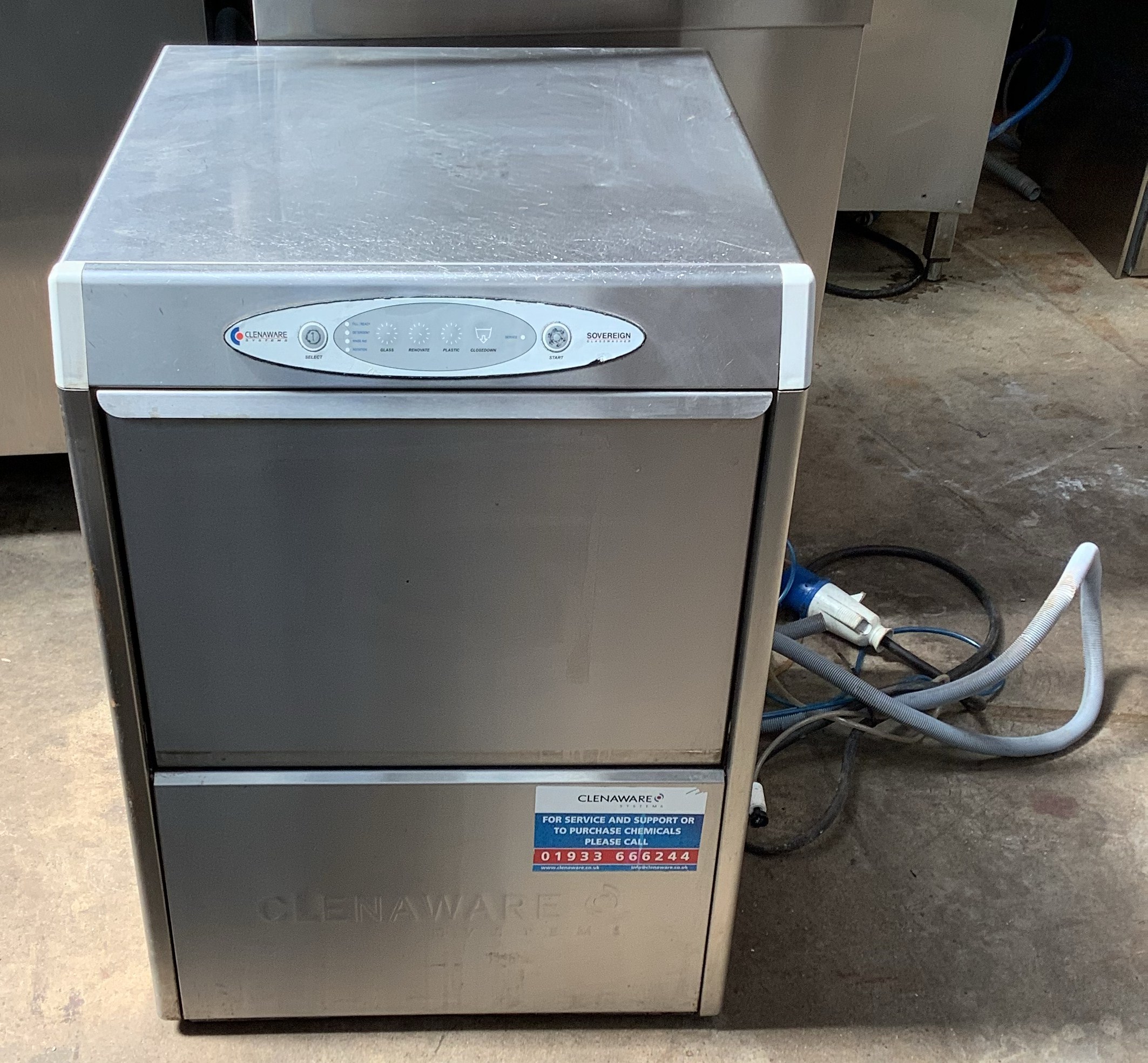 Commercial Catering to include Fryers, Mixers, Heated Gantry’s, Pie Warmers, Grills, Bain Marie’s, Fridges, Freezers & more, due to Stock Clearance