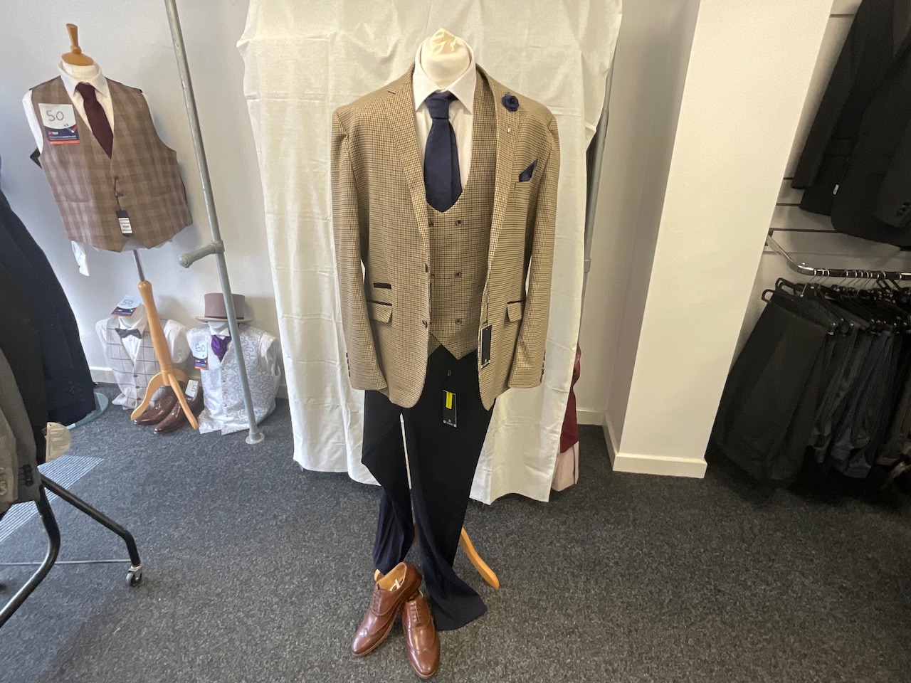 Entire Contents of Men’s Formalwear & Tailoring Shop on behalf of the Liquidators of Becks Outfitters Limited | Subject to Vendor Approval