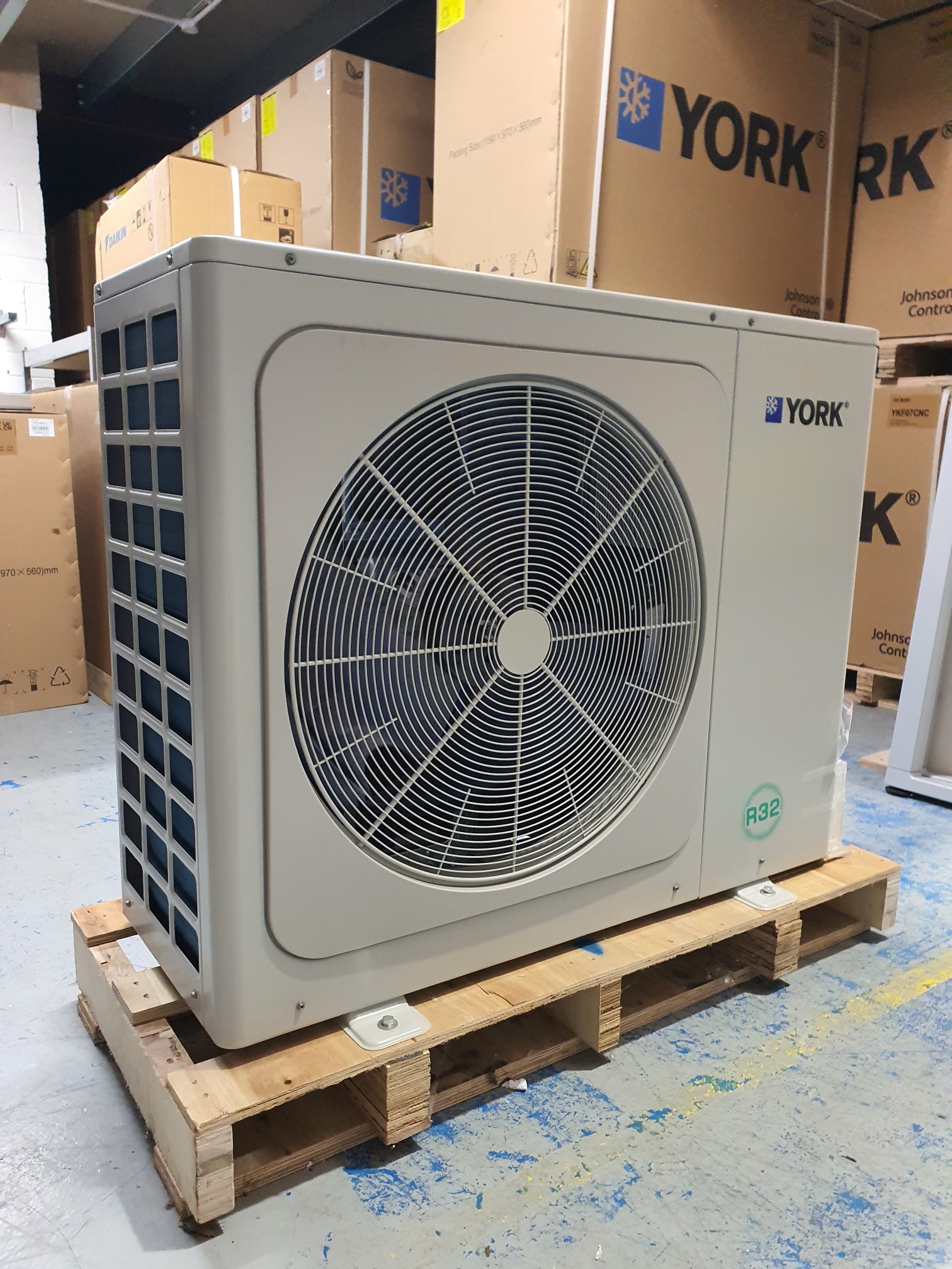 Unused & Boxed 14kW – 5kW Monoblock Air Source Heat Pumps, due to Stock Clearance