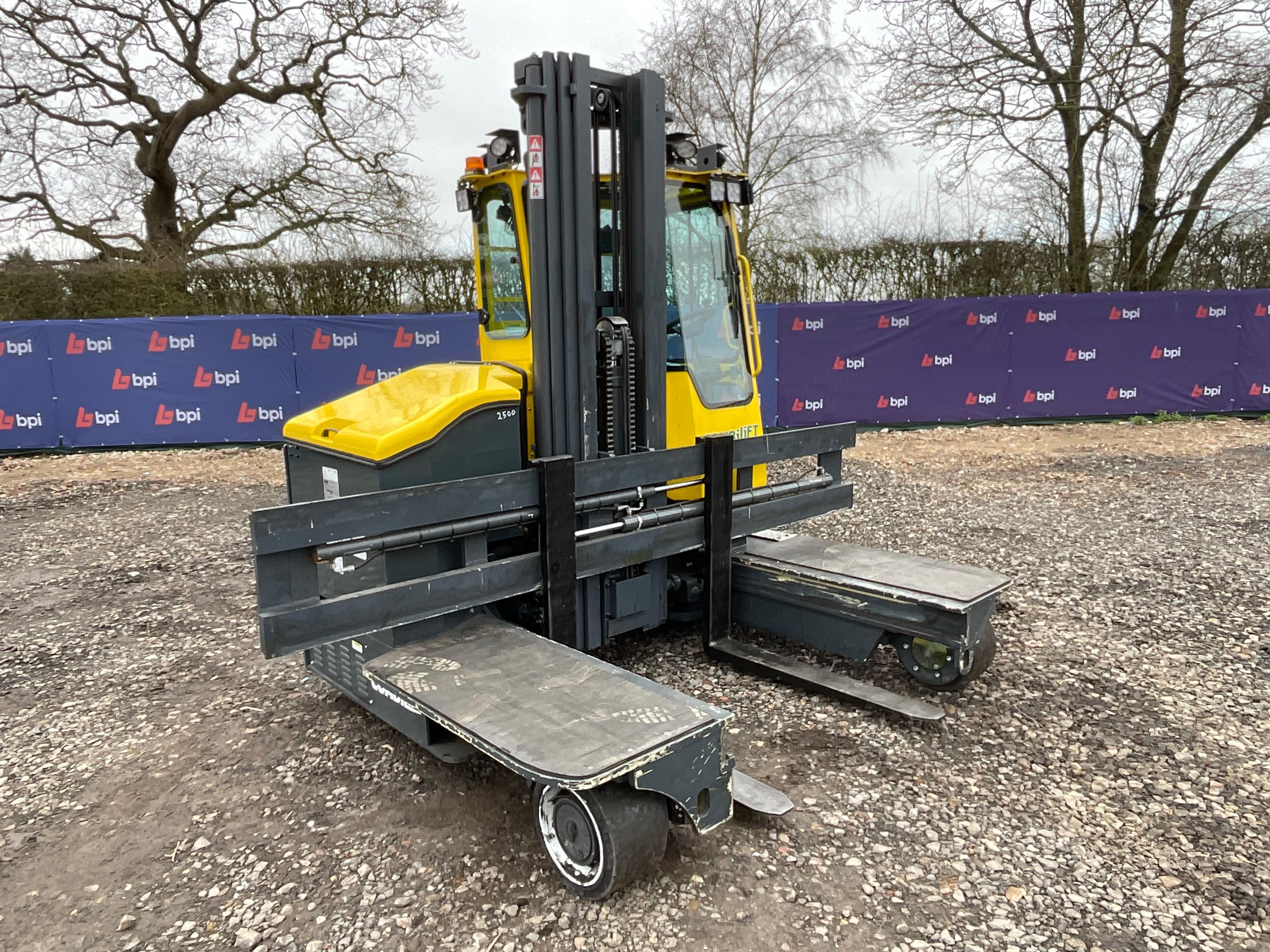 2024 Combilift C4000ET Electric Multidirectional Sideloaders direct from Finance Company, due to Repossession | Subject to Vendor Approval