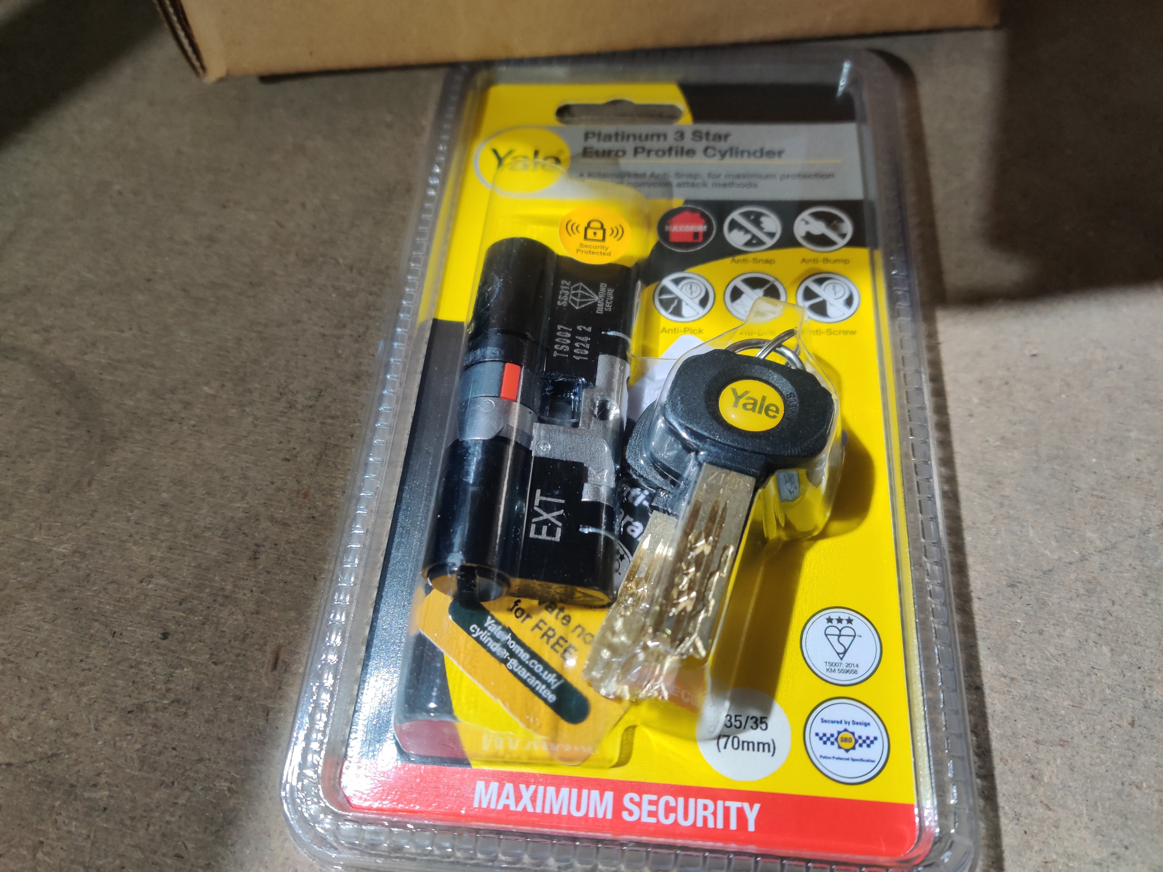 High Quality Brand New Yale Hardware & Accessories to include Single & Double Cylinders, Euro Turn Locks, Brass Padlocks & more | No Reserve | Shipping Available