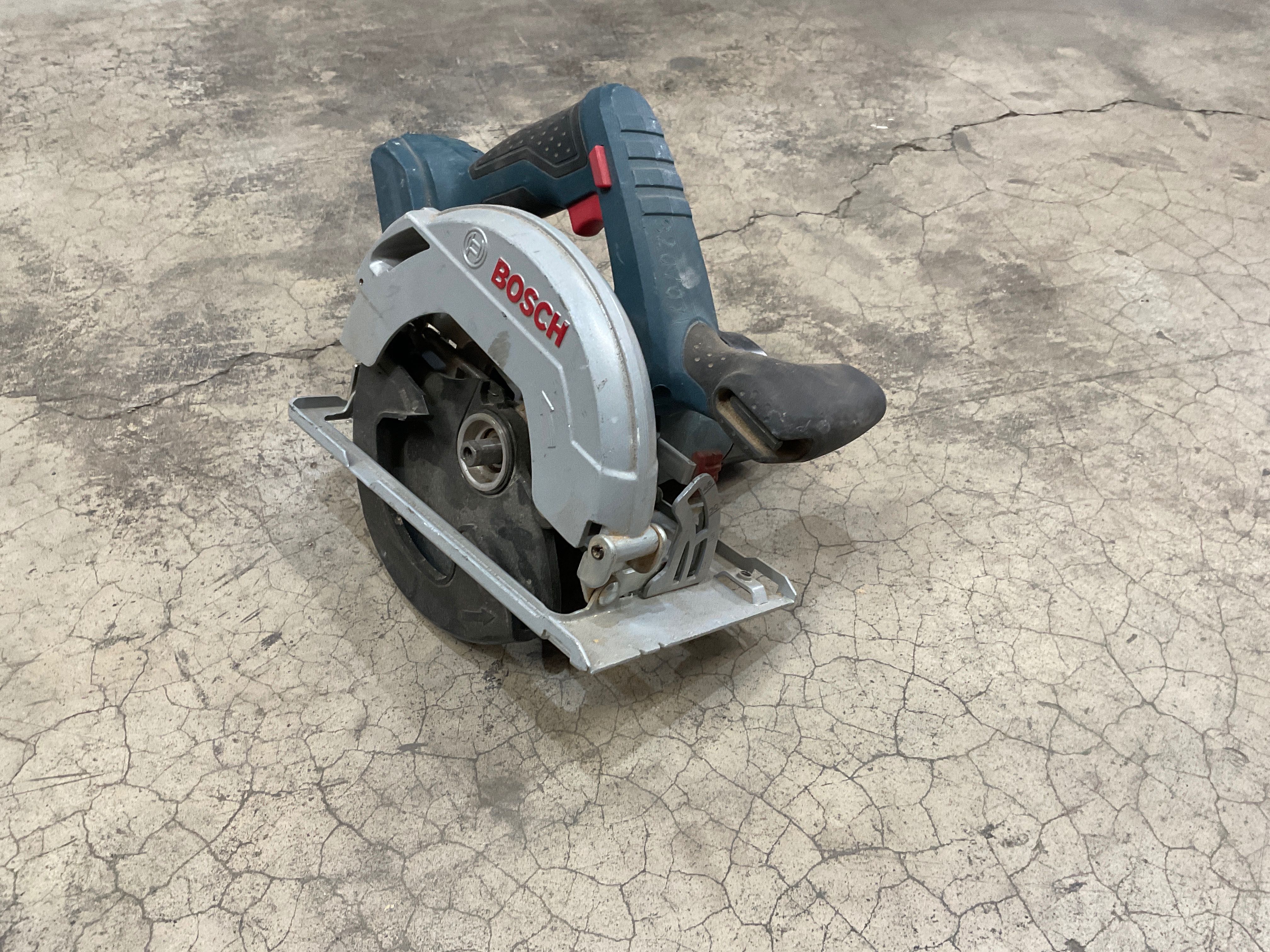 Power Tools, Tools & Equipment to include Plate Compactors, Cement Mixers, Breakers, Power Packs & more direct from UK PLCs | Loading & Shipping Available