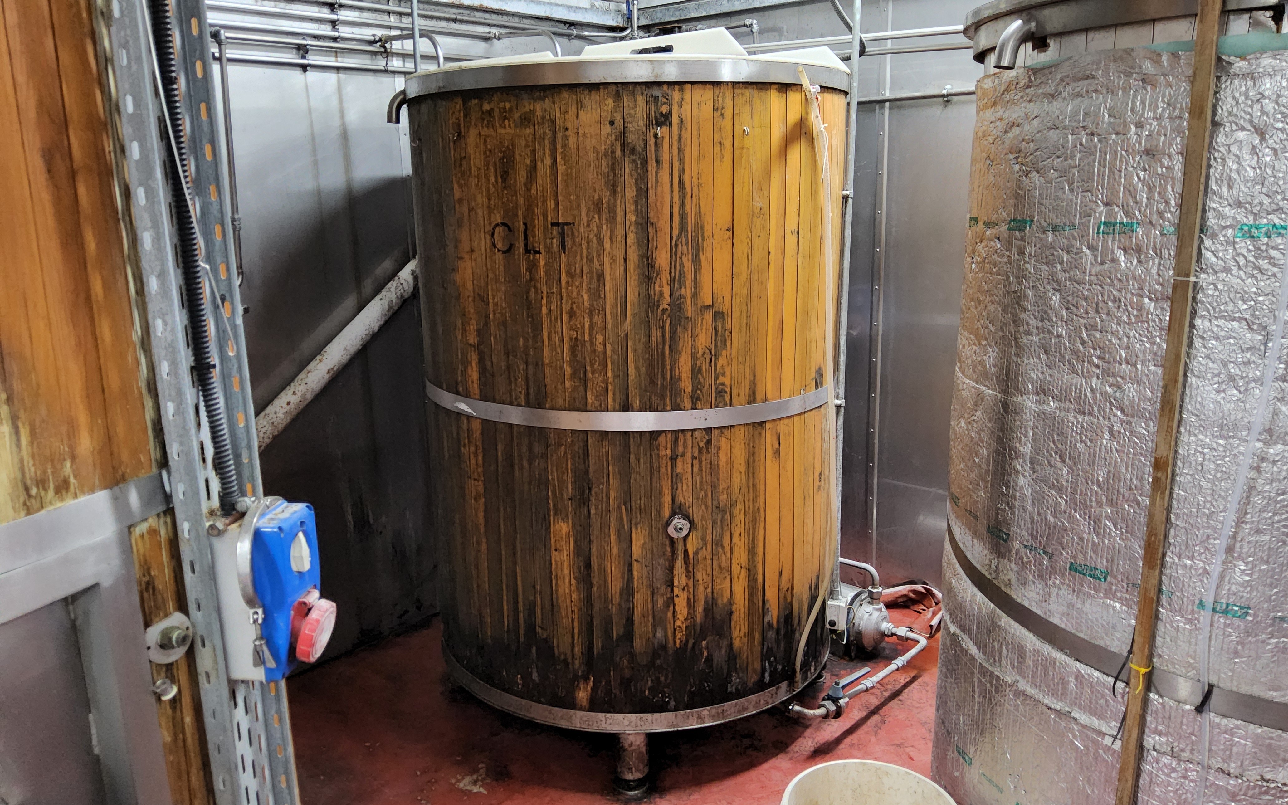 Contents of Elland Brewery to include 2018 Citroen Dispatch, 2013 Citroen Berlingo Enterprise Vans, Barrel Cleaning System, Fermentation Vessels & more, due to Liquidation