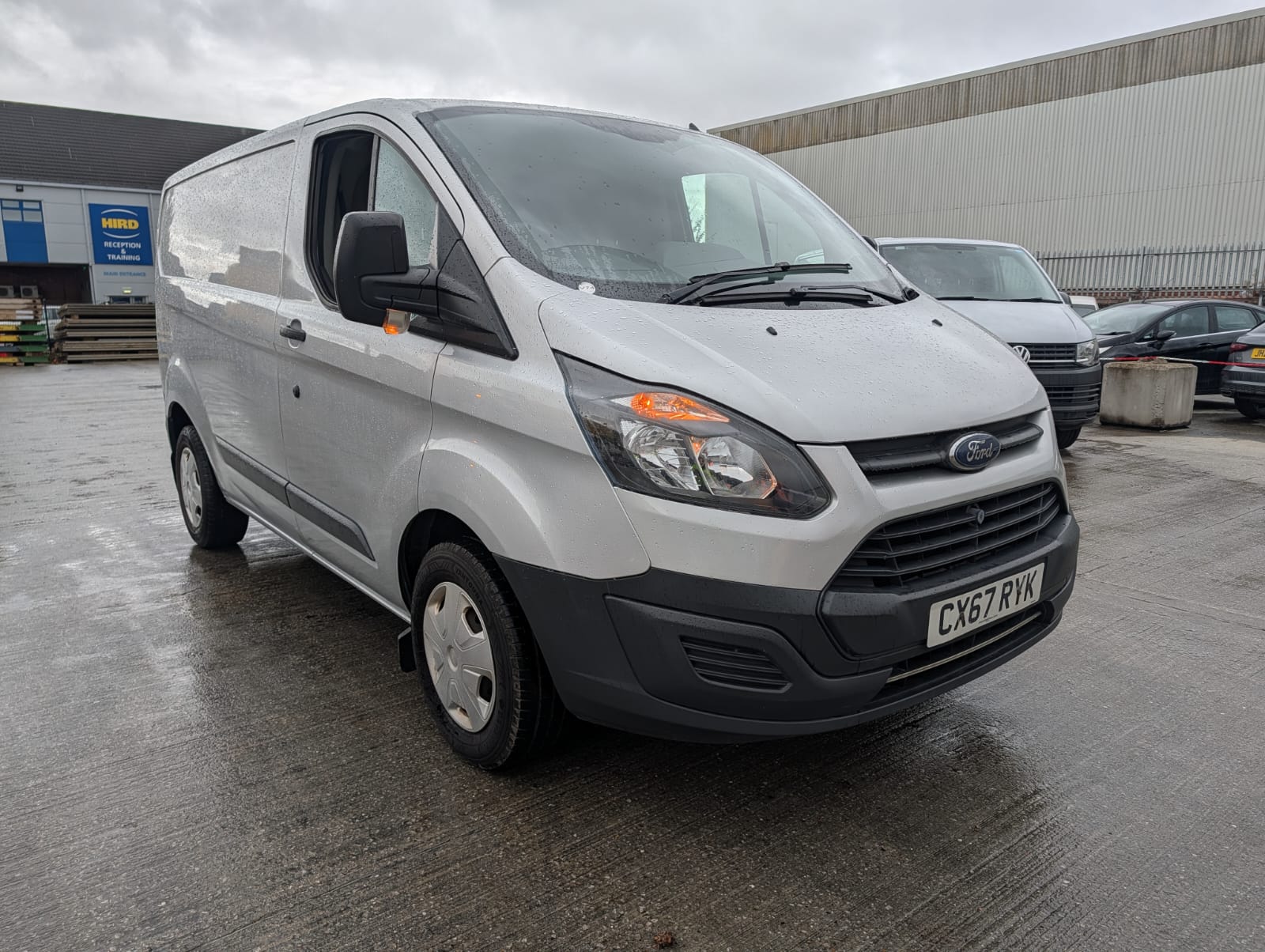 2019 – 2017 Volkswagen Transporter T28’s & 2017 Ford Transit Custom 270 Panel Van direct from National Hire Company, due to Fleet Renewal