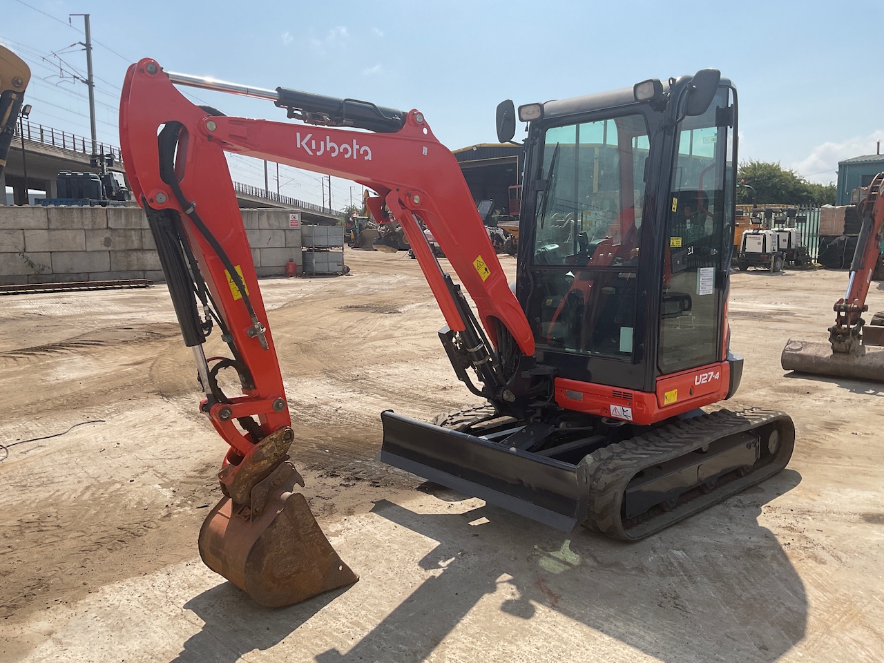 Plant & Machinery to include Tracked Excavators, Bulldozer, Dumpers, Telehandler, Rollers, Generators & more on behalf of Machinery Dealer, due to Depot Closure