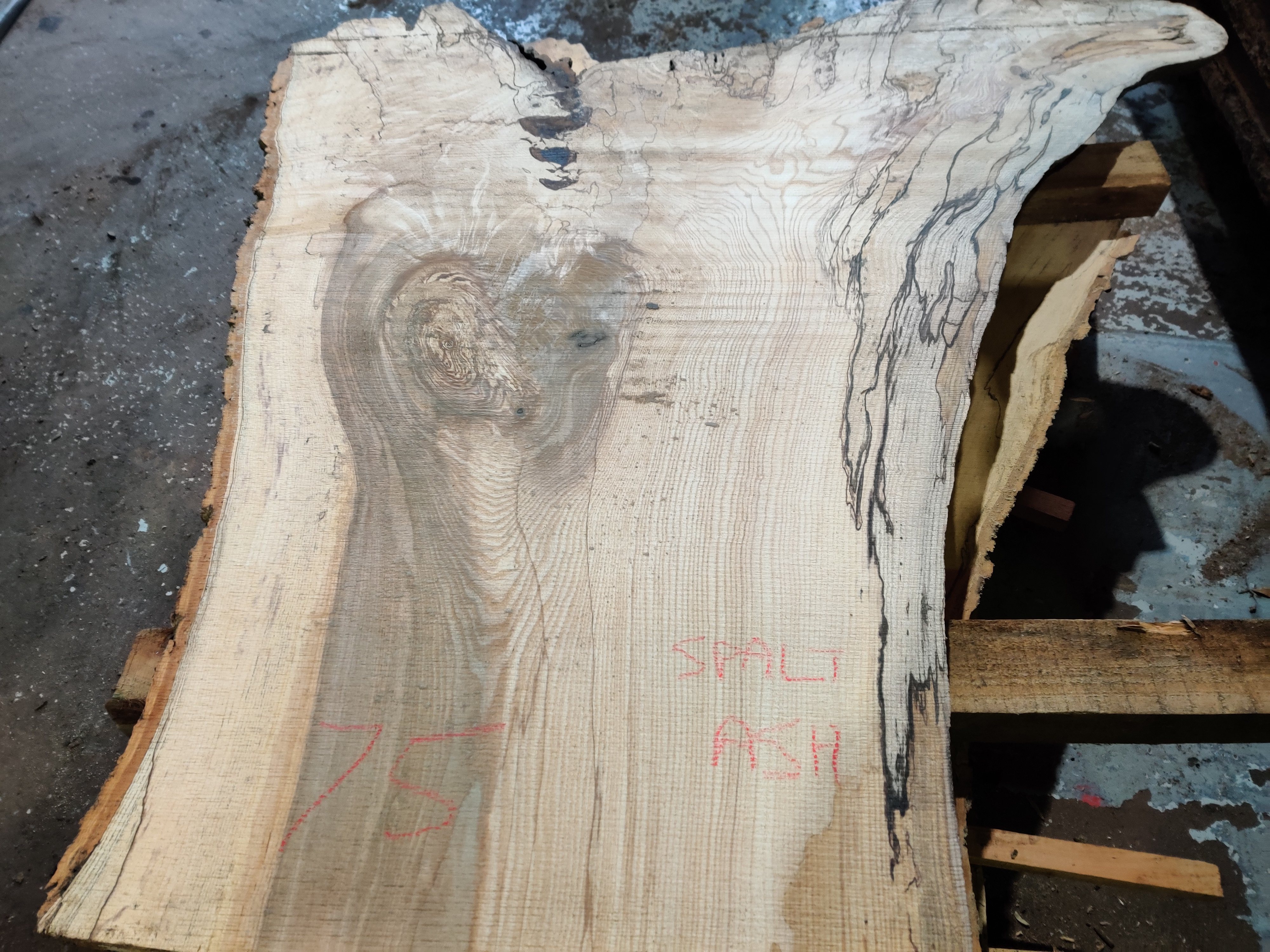 Live Edge Timber Slabs to include Ash, Cherry, Oak, British Red Cedar, Cedar of Lebanon, California Red, Kiln Dried Red Grandis & more on behalf of Capricorn Eco Timber